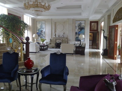 挑战19楼第一豪宅 一场沉浸式的室内设计美学盛宴